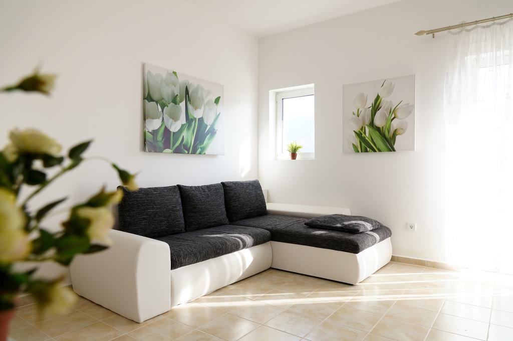 Apartment Begonia Of Kumbor Herceg Novi Buitenkant foto