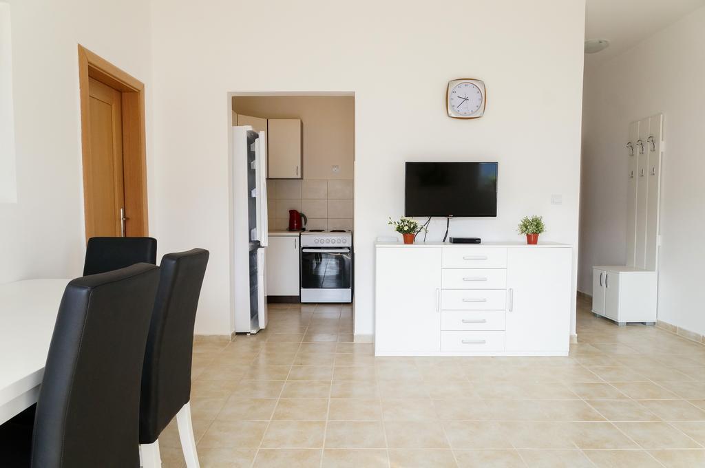 Apartment Begonia Of Kumbor Herceg Novi Buitenkant foto