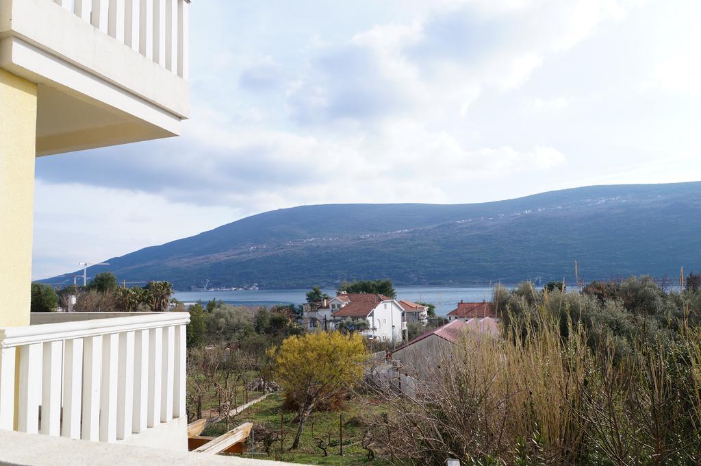 Apartment Begonia Of Kumbor Herceg Novi Buitenkant foto